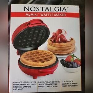 Nostalgia my mini waffle maker